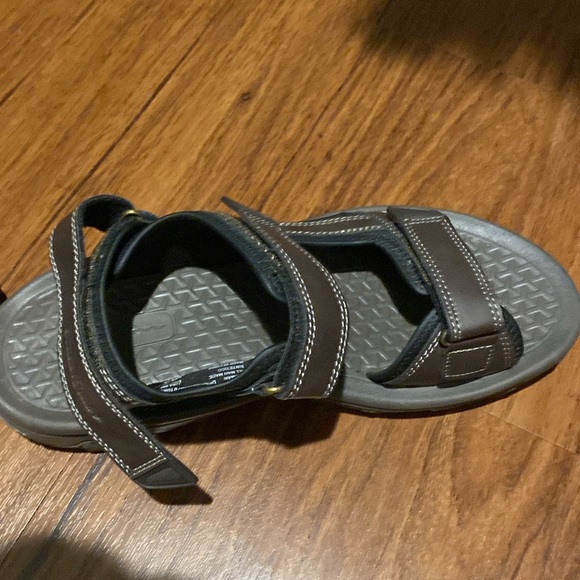 Eddie Bauer Holman Velcro Fisherman Sandals Size 9 - Picture 3 of 6